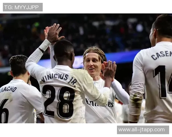 埃尔切逆袭成黑马七轮不败跻身西甲前四全队身价不足8000万欧