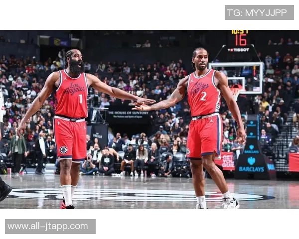 快船半场领先76人哈登首节表现抢眼乔治复出贡献数据